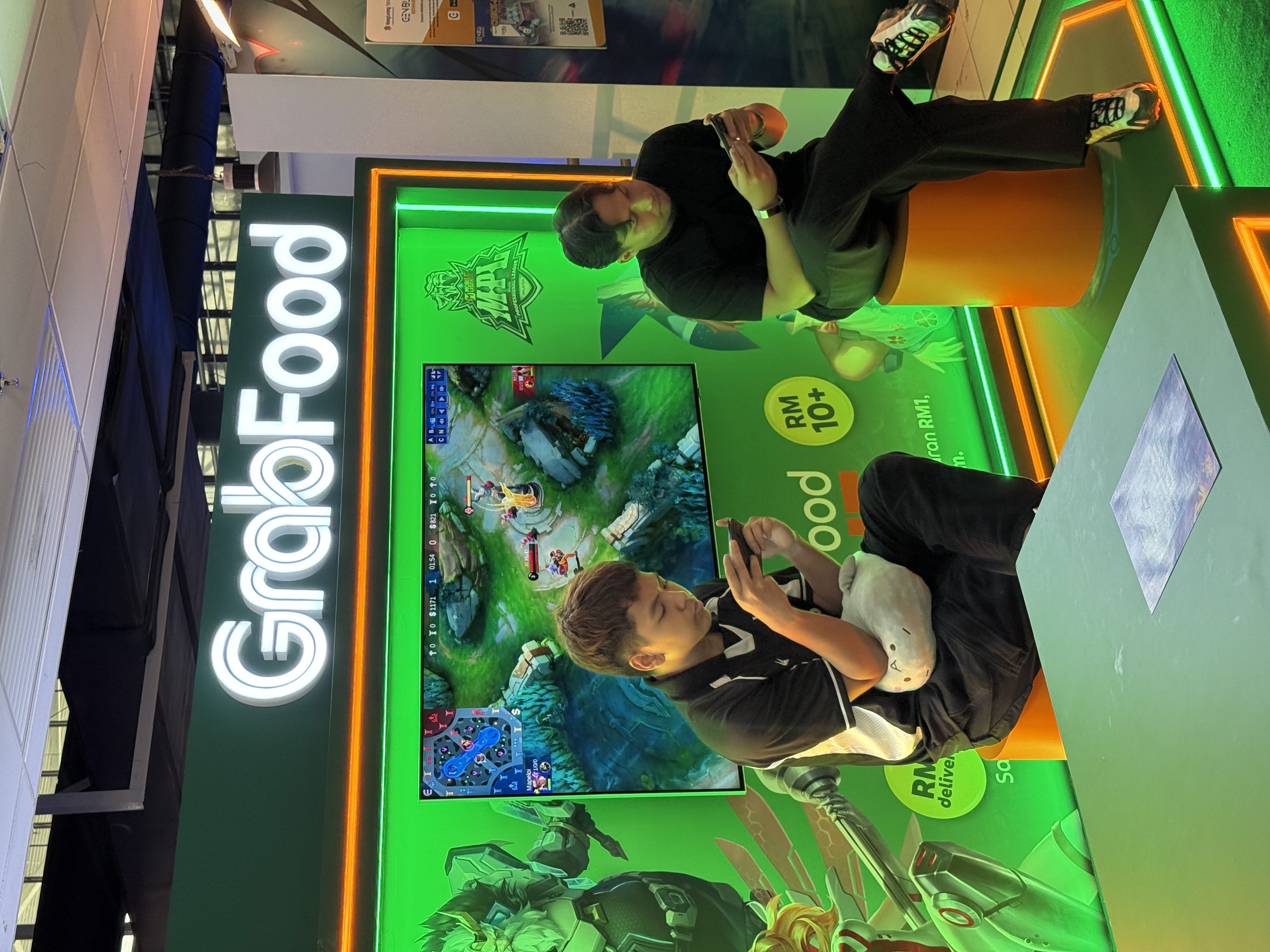 grab_booth_1v1_(2) (1).jpg grab_booth_1v1_(2) (1).jpg